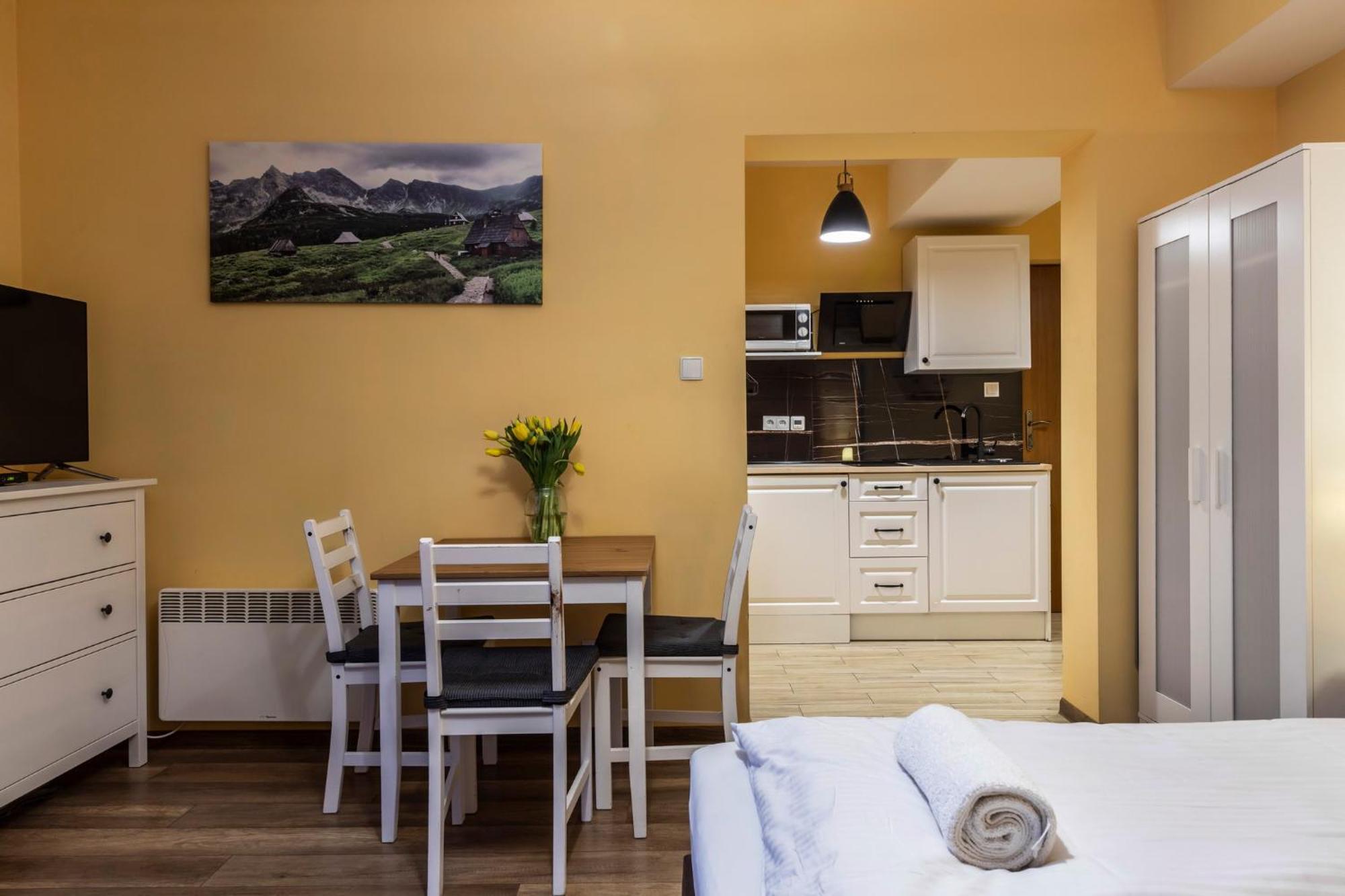 Udanypobyt Apartamenty Przy Dolinach A I B Kościelisko Exterior foto